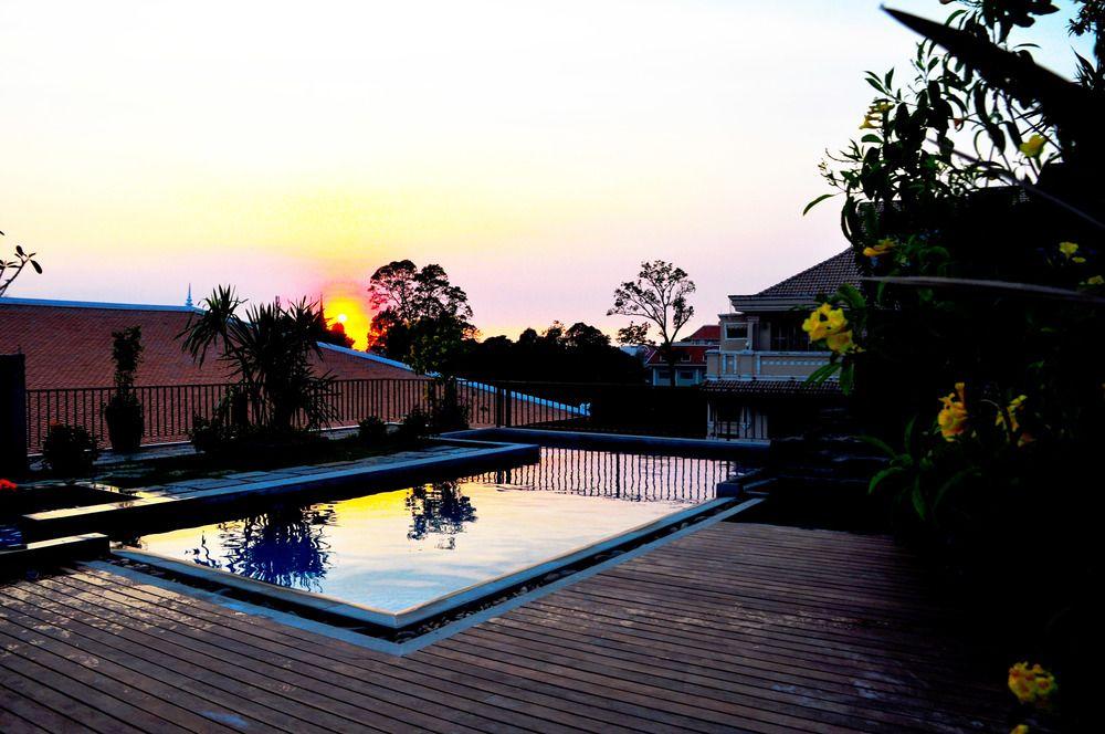 Sun Inns Hotel Siem Reap Esterno foto