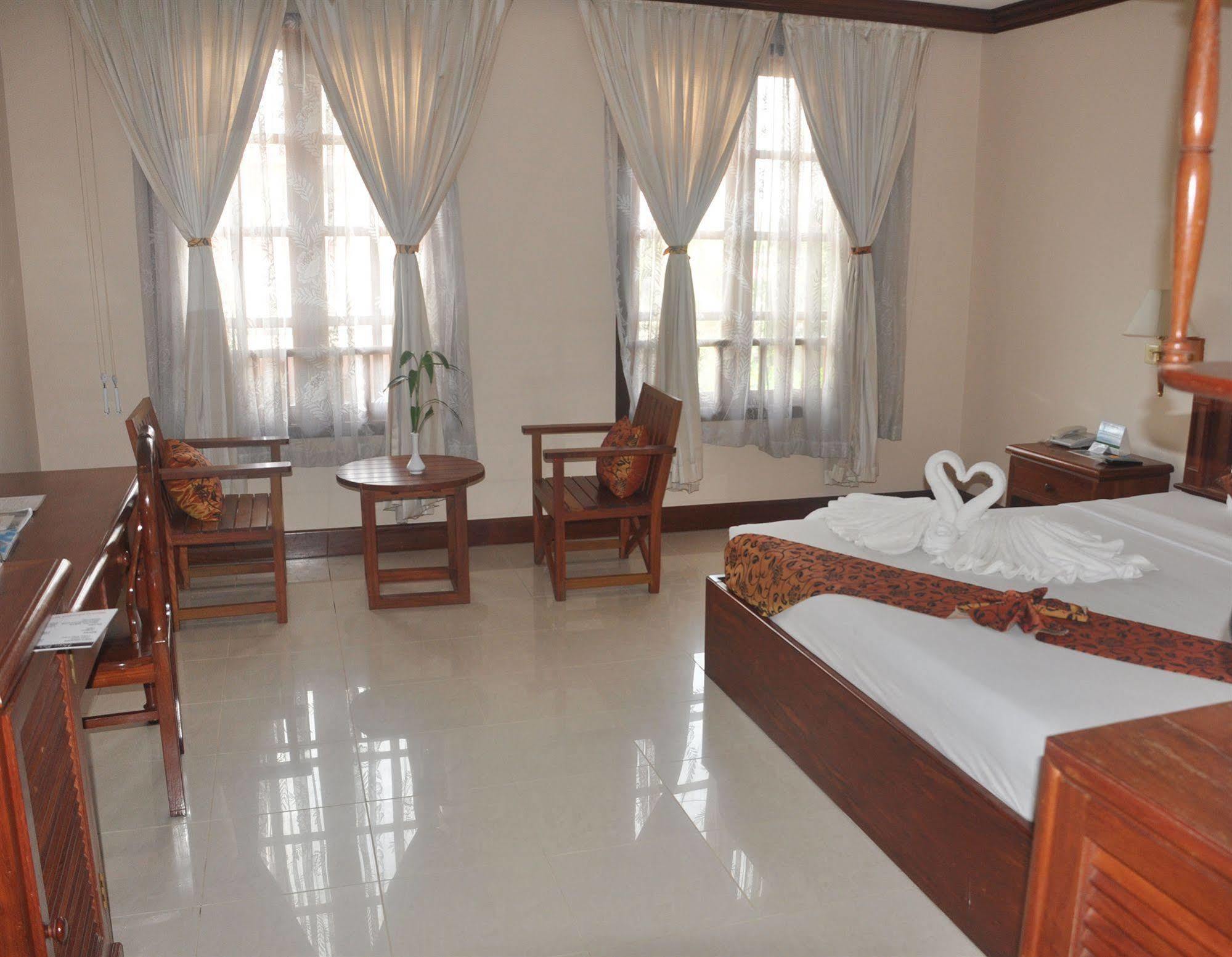 Sun Inns Hotel Siem Reap Esterno foto